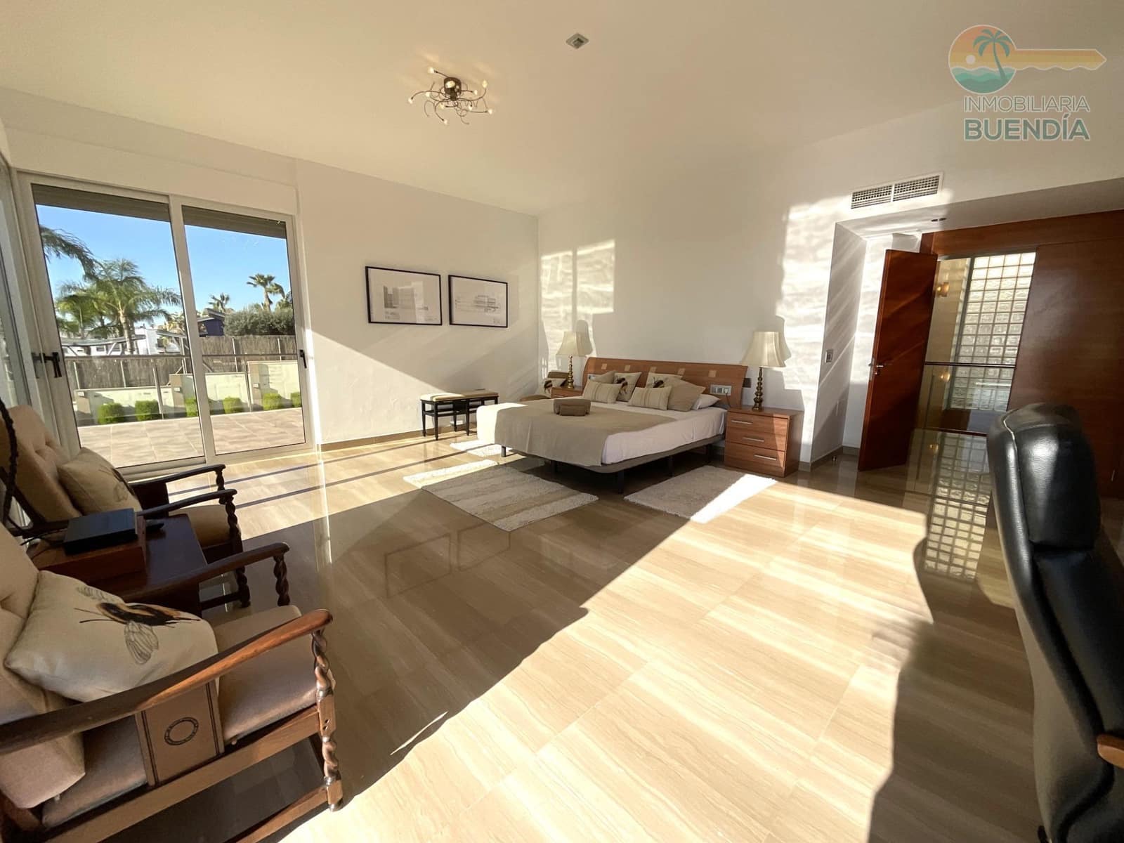 5 bedroom Villa for sale in Bolnuevo with pool garage - € 975,000 (Ref: 9615573)