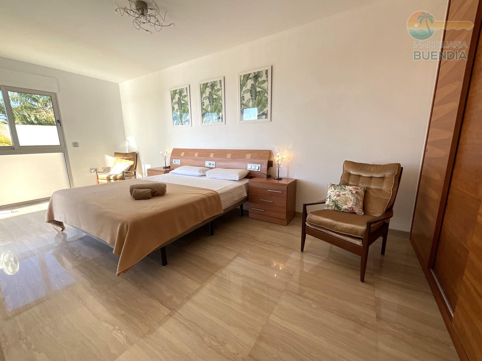 5 bedroom Villa for sale in Bolnuevo with pool garage - € 974,900 (Ref: 9615573)