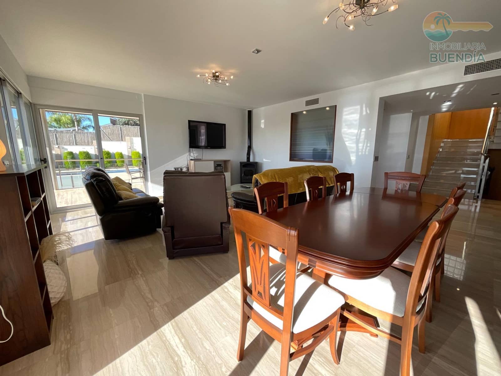 5 bedroom Villa for sale in Bolnuevo with pool garage - € 974,900 (Ref: 9615573)