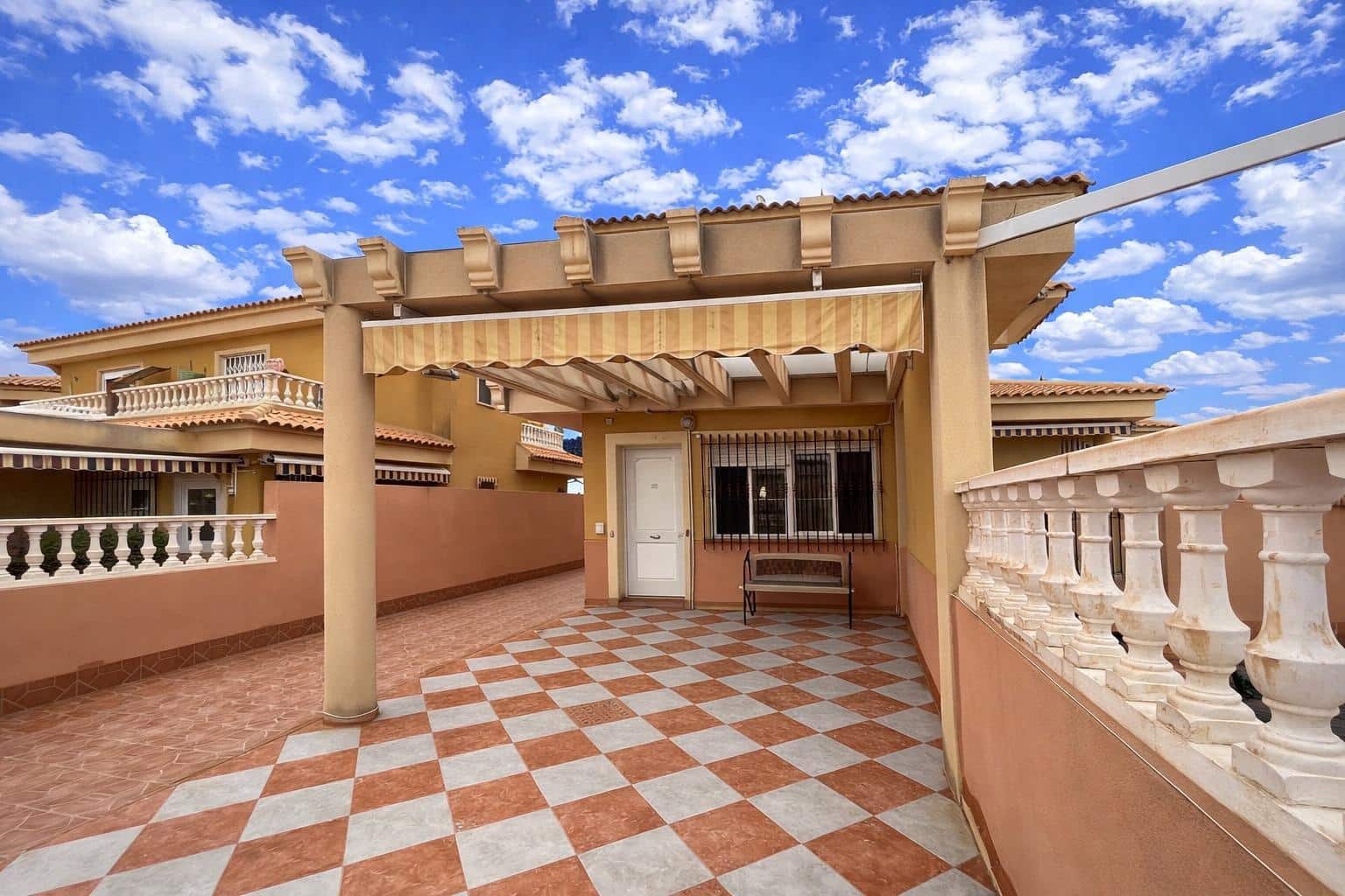 Apartamento de 4 habitaciones en Puerto de Mazarron en venta - 240.000 € (Ref: 9619364)