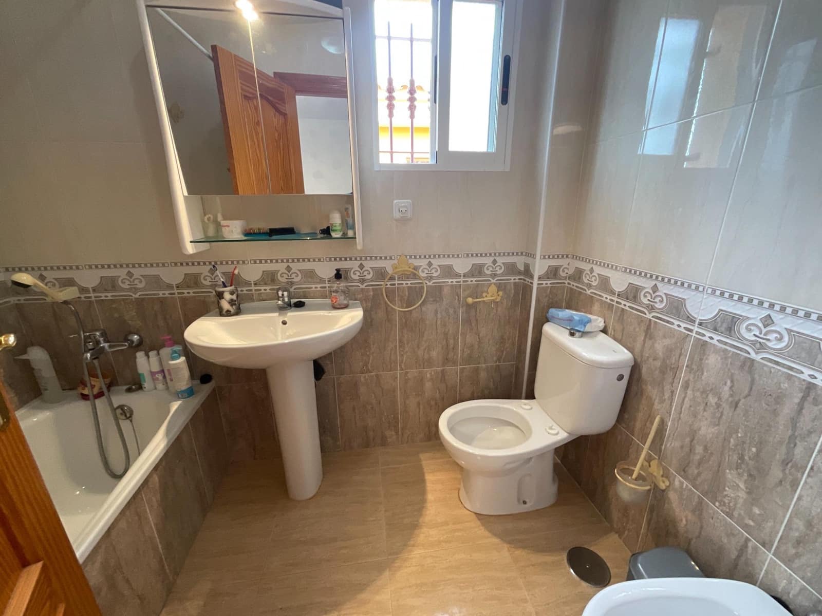 Apartamento de 4 habitaciones en Puerto de Mazarron en venta - 240.000 € (Ref: 9619364)