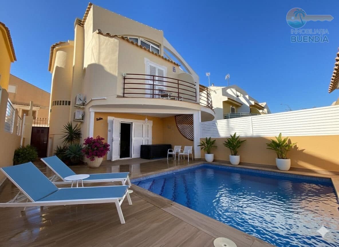 4 bedroom Apartment for sale in Puerto de Mazarron with pool - € 304,900 (Ref: 9625778)