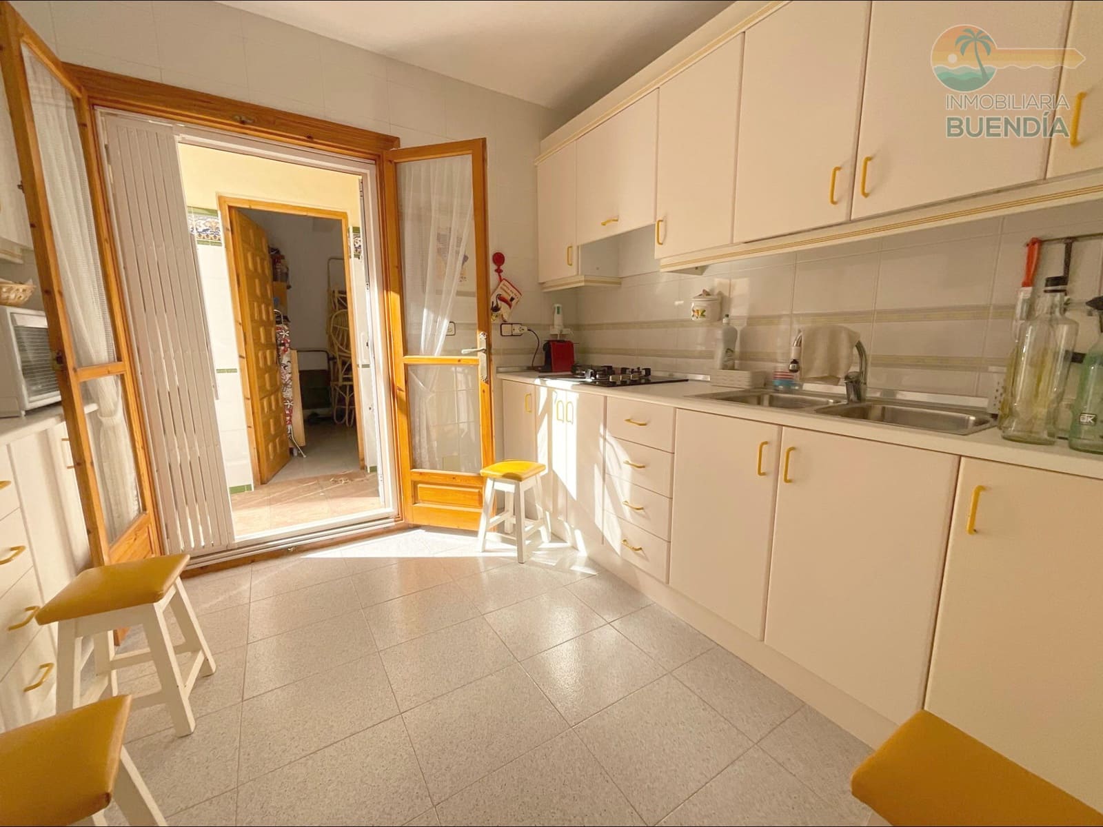 4 bedroom Apartment for sale in Puerto de Mazarron with pool - € 304,900 (Ref: 9625778)