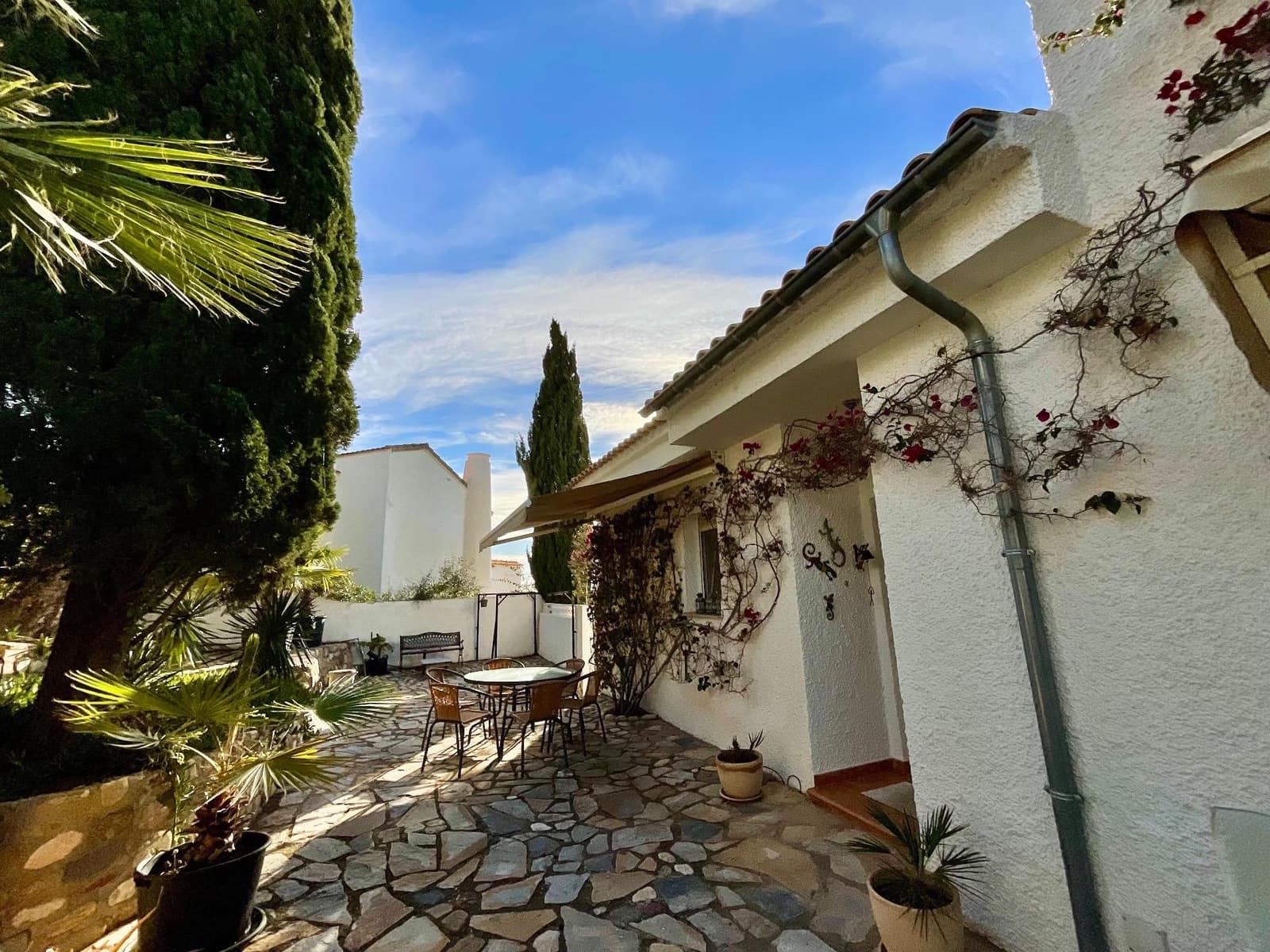 5 bedroom Villa for sale in Cartagena with garage - € 834,000 (Ref: 9640384)