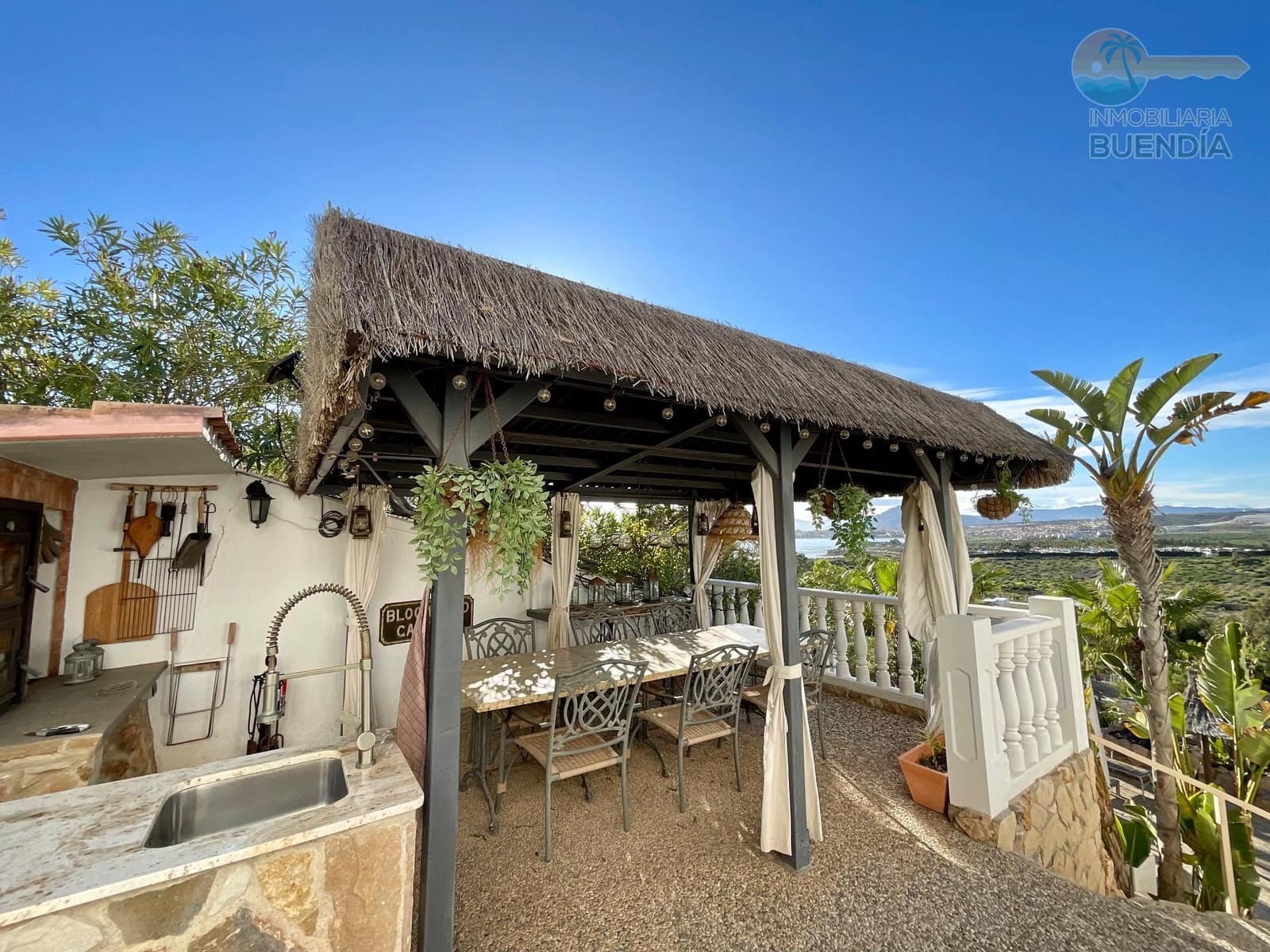 5 bedroom Villa for sale in Mazarron with pool garage - € 834,000 (Ref: 9640384)