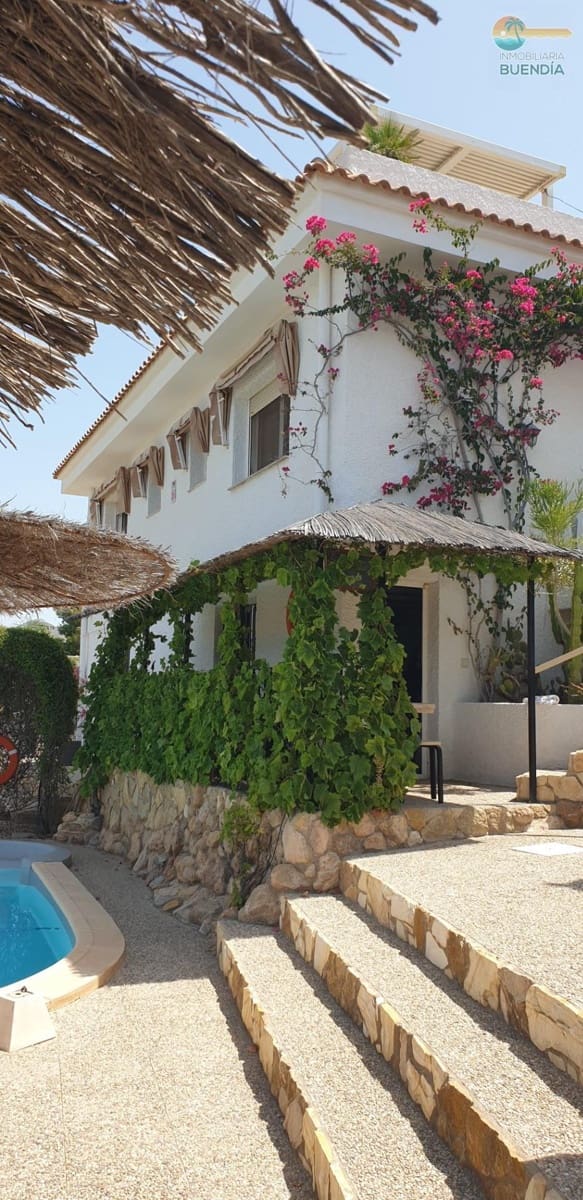 5 bedroom Villa for sale in Cartagena with pool garage - € 834,000 (Ref: 9640384)