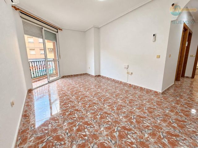 Apartamento de 2 habitaciones en Puerto de Mazarron, Mazarrón en venta - 124.900 € (Ref: 9652101)