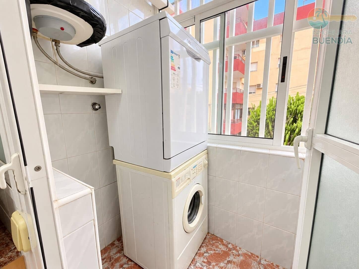 Apartamento de 2 habitaciones en Puerto de Mazarron en venta - 124.900 € (Ref: 9652101)
