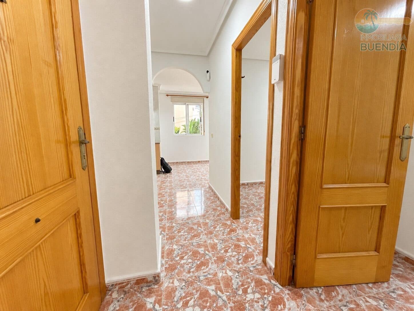 Apartamento de 2 habitaciones en Puerto de Mazarron en venta - 124.900 € (Ref: 9652101)