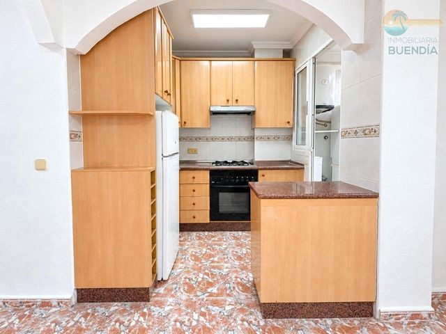 Apartamento de 2 habitaciones en Puerto de Mazarron, Mazarrón en venta - 124.900 € (Ref: 9652101)