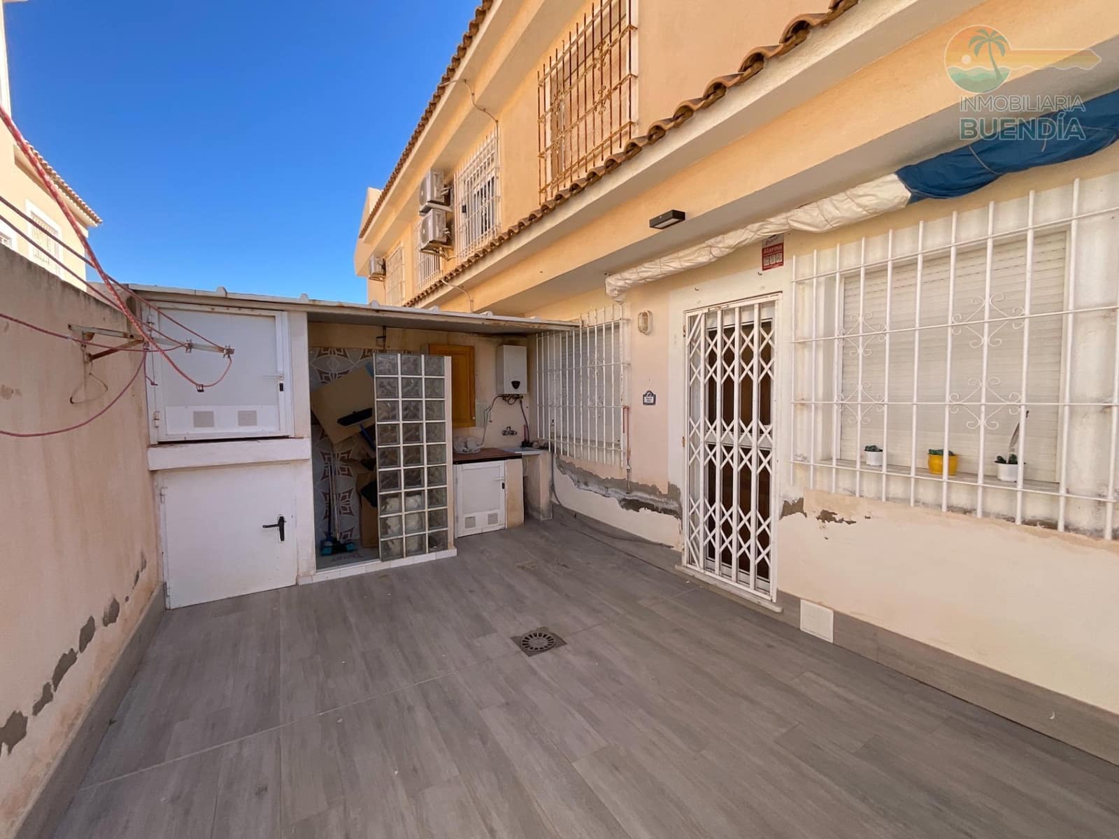 4 bedroom Apartment for sale in Puerto de Mazarron with pool - € 319,900 (Ref: 9652102)