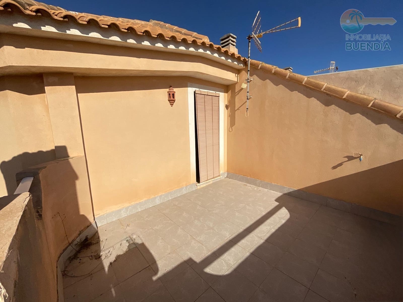 4 bedroom Apartment for sale in Puerto de Mazarron with pool - € 319,900 (Ref: 9652102)