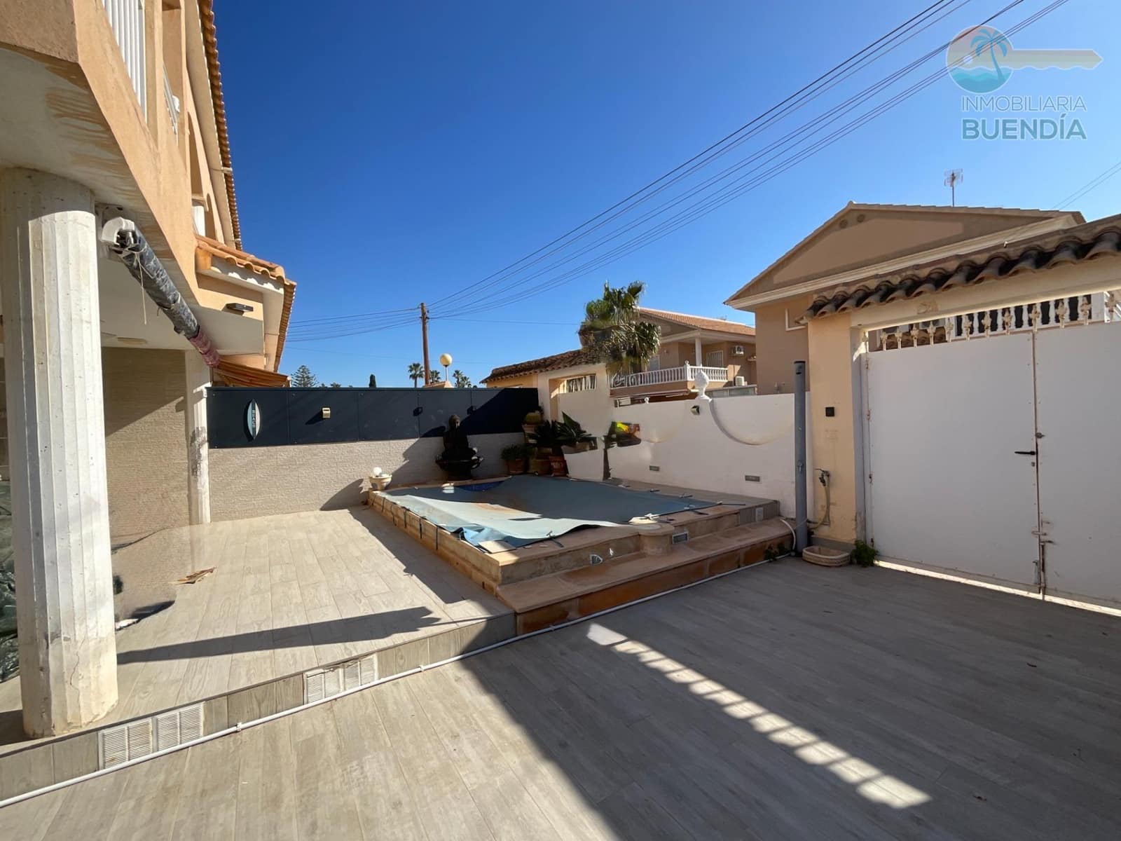 4 bedroom Apartment for sale in Puerto de Mazarron with pool - € 319,900 (Ref: 9652102)