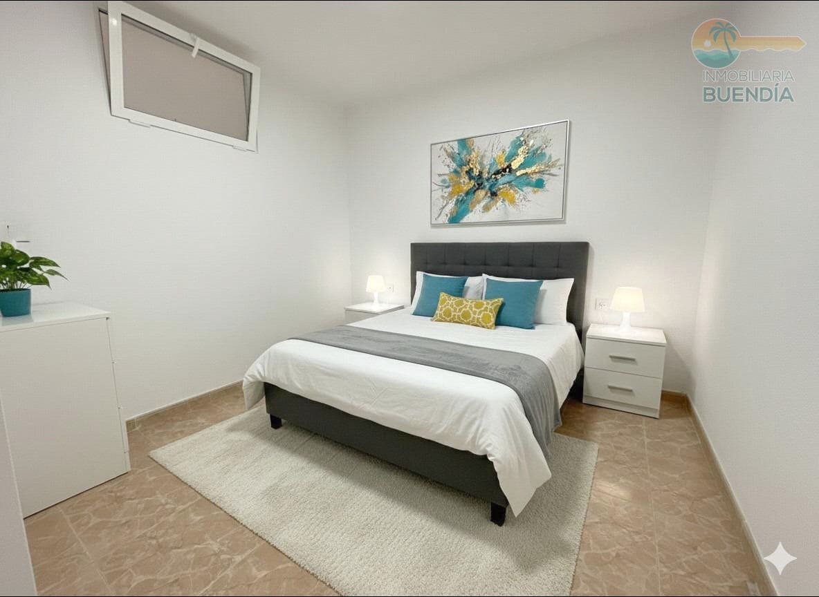 2 bedroom Apartment for sale in Puerto de Mazarron - € 99,900 (Ref: 9656183)