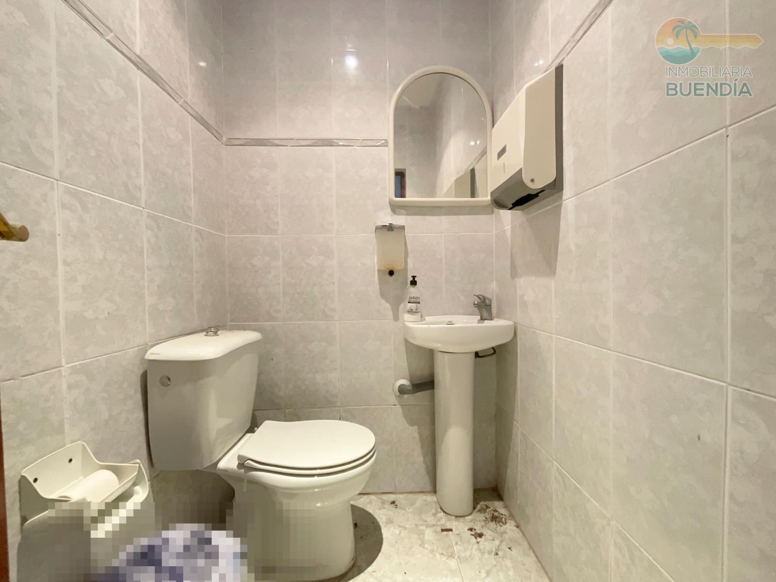 Kommersiell till salu i Puerto de Mazarron - 100 000 € (Ref: 9686530)