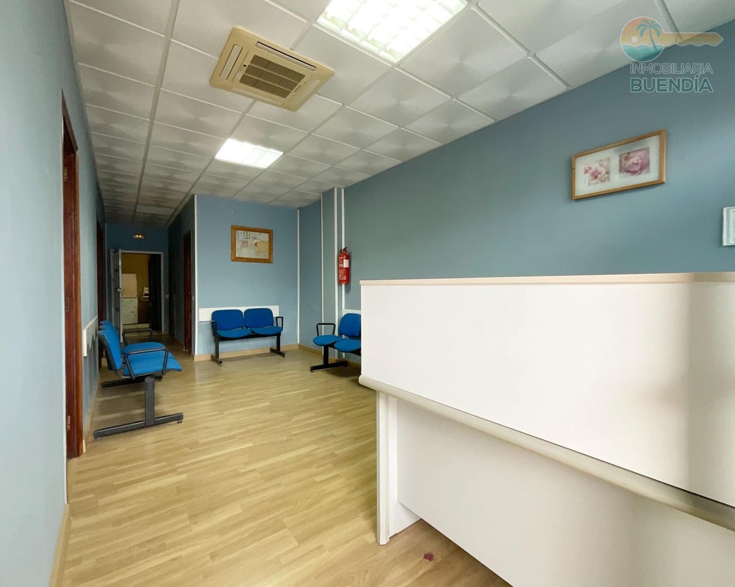 Kommersiell till salu i Puerto de Mazarron - 100 000 € (Ref: 9686530)