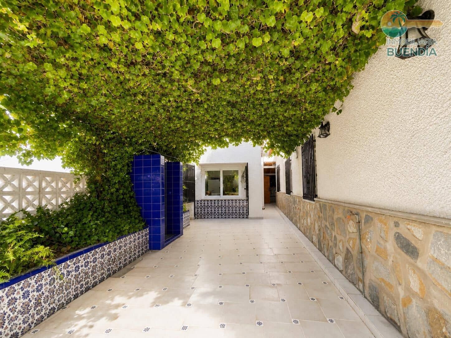 5 quarto Moradia para venda em Puerto de Mazarron - 299 000 € (Ref: 9690693)