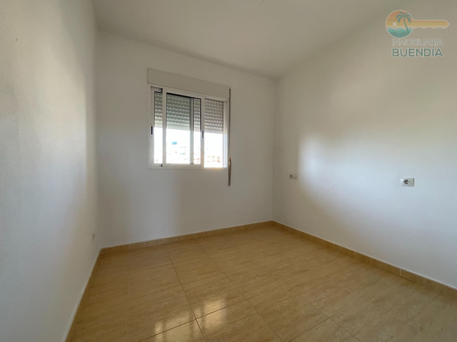 Apartamento de 2 habitaciones en Puerto de Mazarron en venta - 96.500 € (Ref: 9712055)