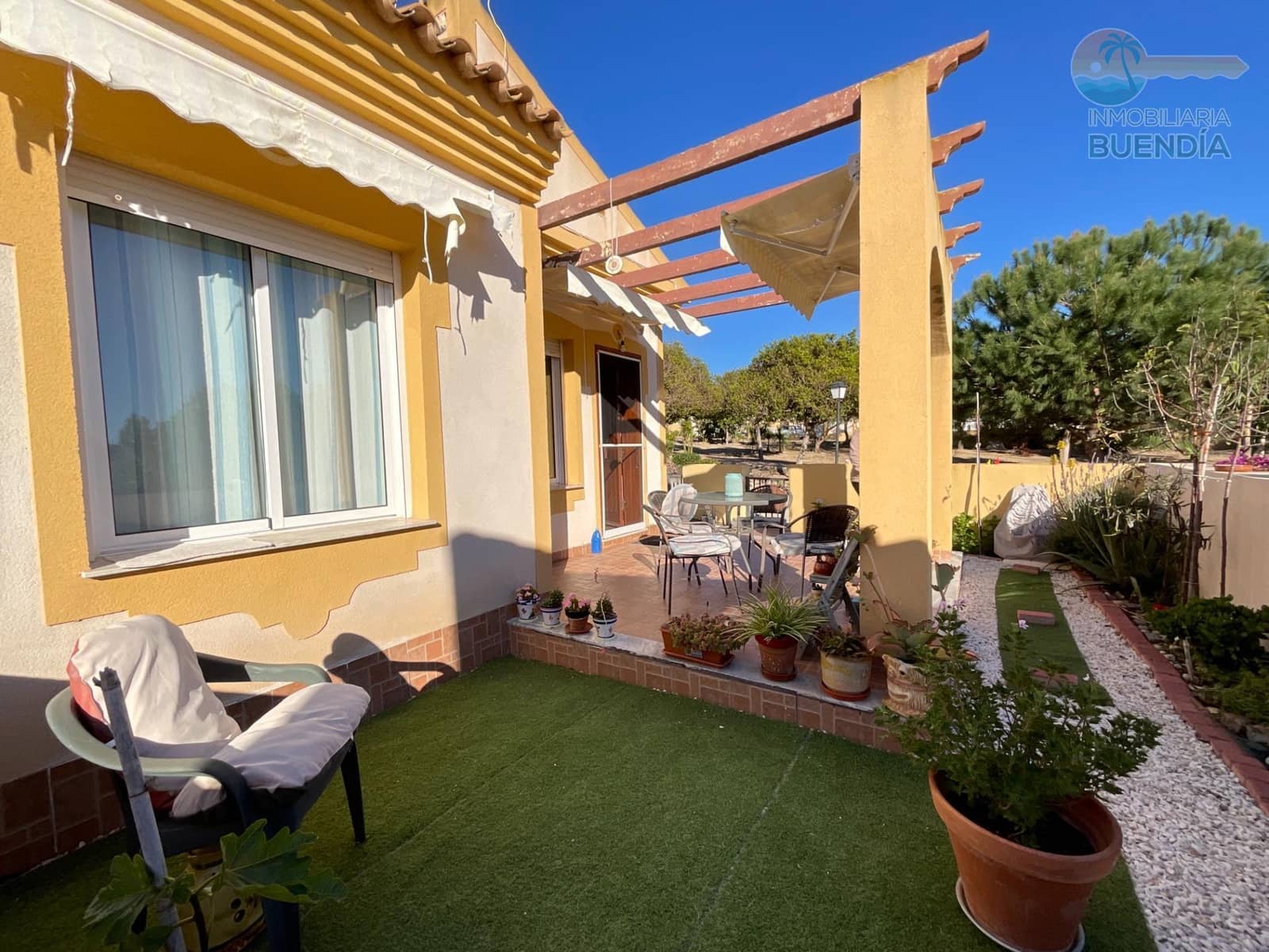 2 bedroom Villa for sale in Mazarron with pool - € 189,900 (Ref: 9712056)