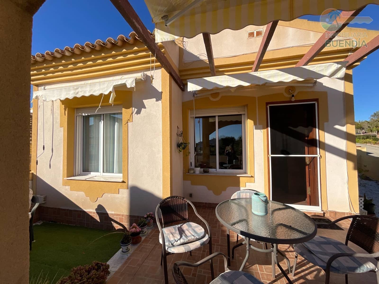 2 bedroom Bungalow for sale in Mazarron with pool - € 189,900 (Ref: 9712056)