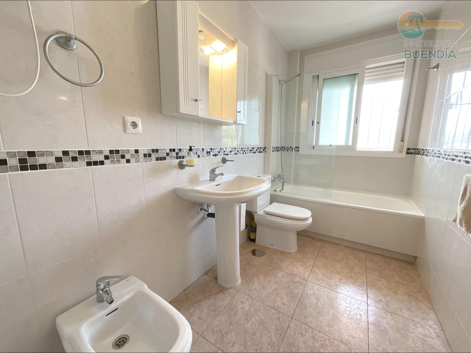 2 soveværelse Lejlighed til salg i Puerto de Mazarron med swimmingpool garage - € 189.000 (Ref: 9762065)