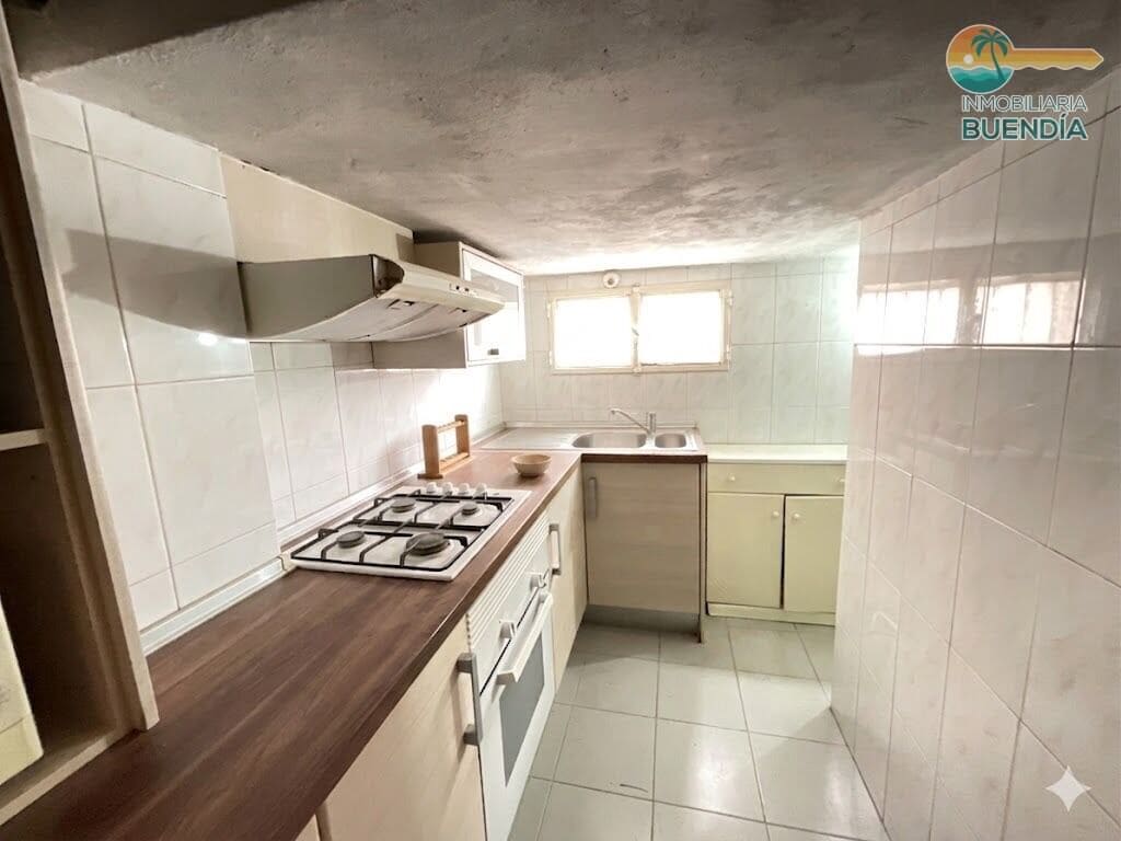 4 bedroom Apartment for sale in Mazarron with garage - € 190,000 (Ref: 9780671)