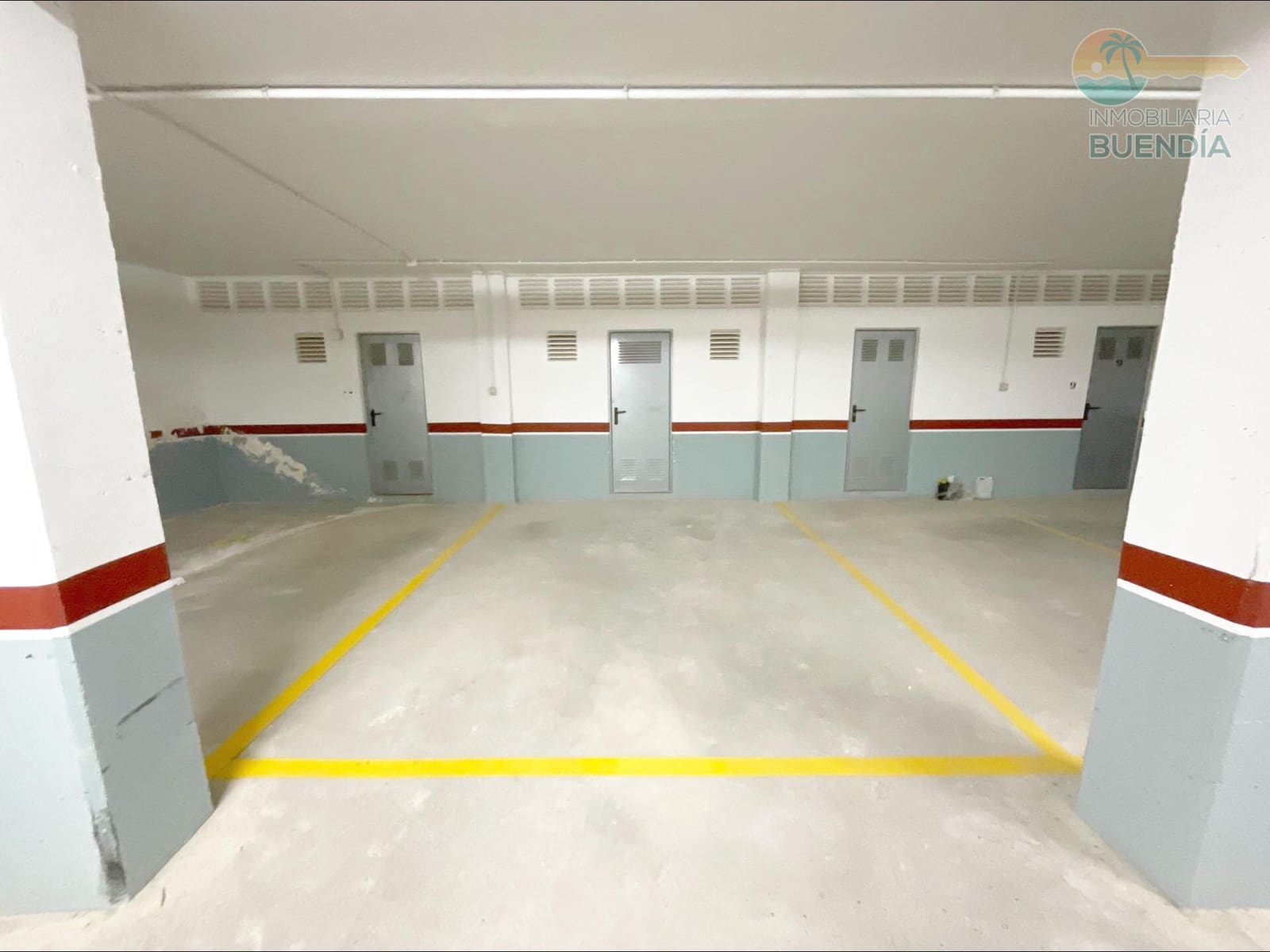 3 makuuhuone Kattohuoneisto myytävänä paikassa Alamillo mukana uima-altaan 
autotalli - 349 000 € (Ref: 9804385)