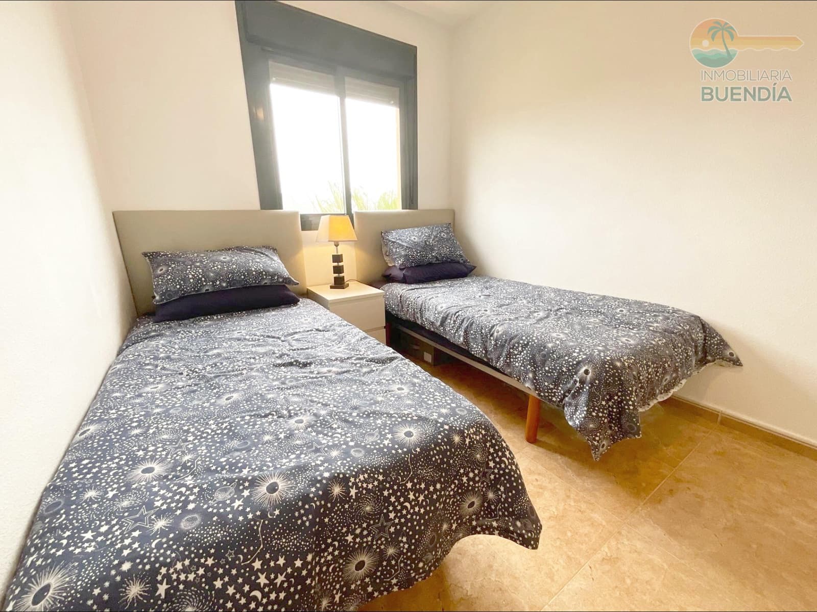 3 makuuhuone Kattohuoneisto myytävänä paikassa Alamillo mukana uima-altaan 
autotalli - 349 000 € (Ref: 9804385)