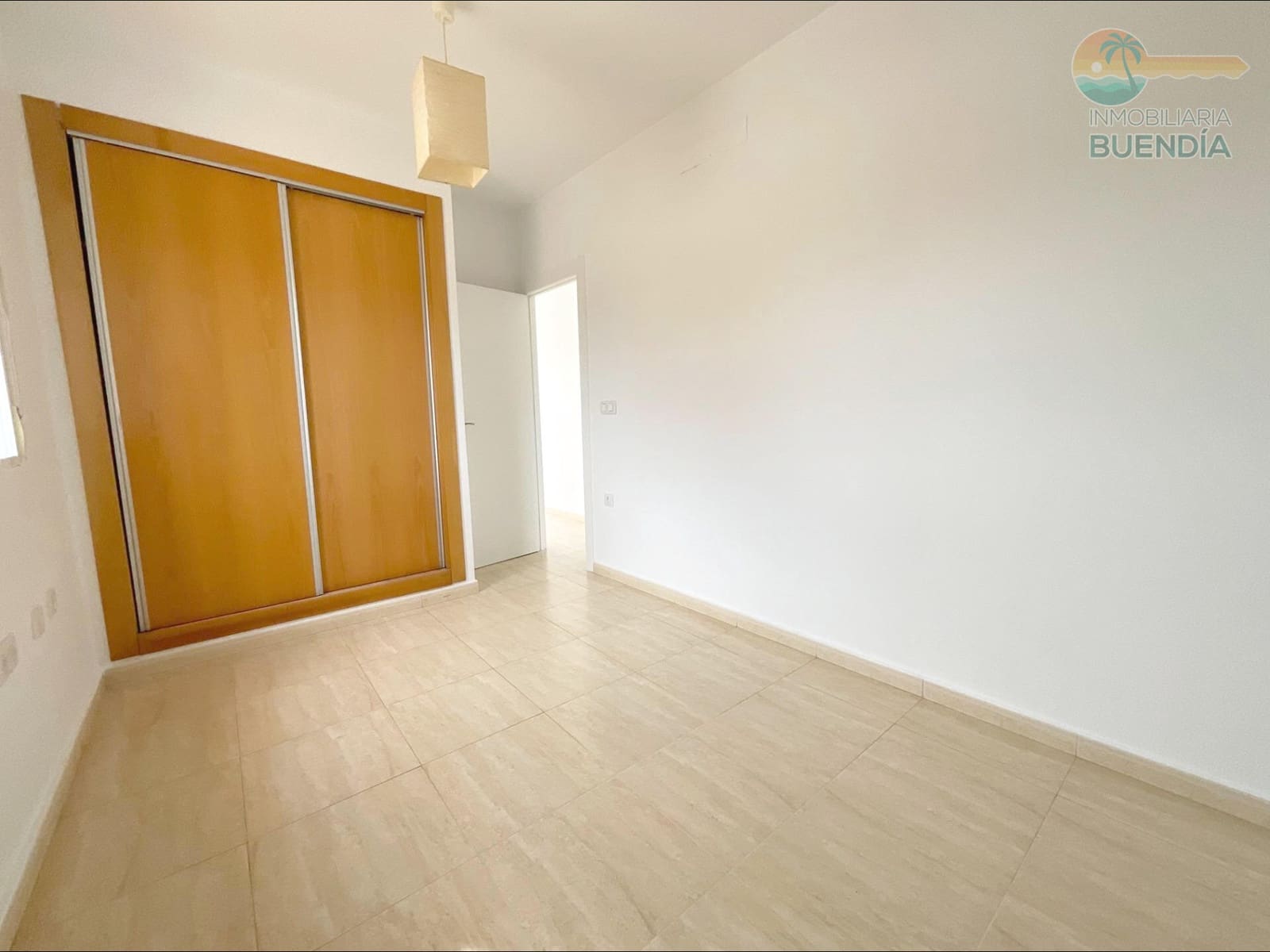 2 bedroom Penthouse for sale in Alamillo with pool garage - € 219,500 (Ref: 9818306)