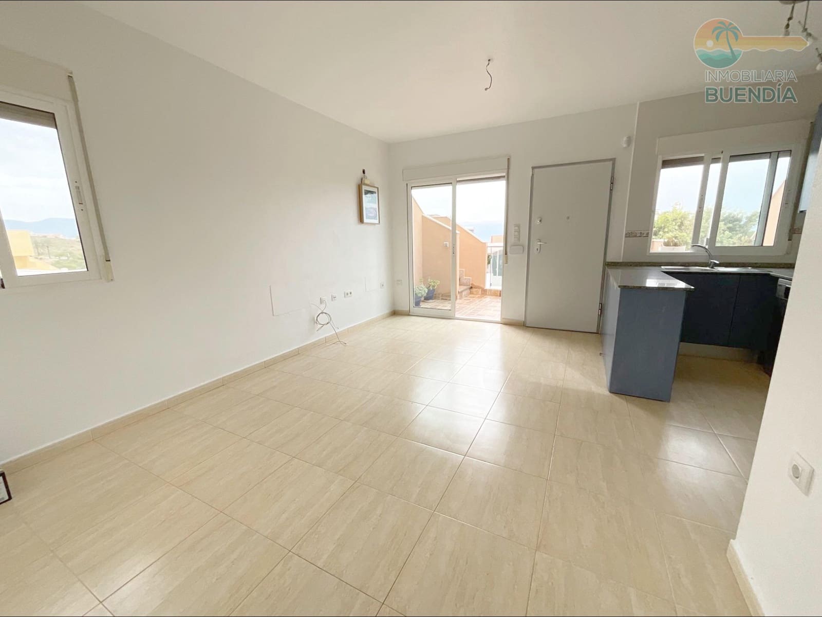 2 bedroom Penthouse for sale in Alamillo with pool garage - € 219,500 (Ref: 9818306)