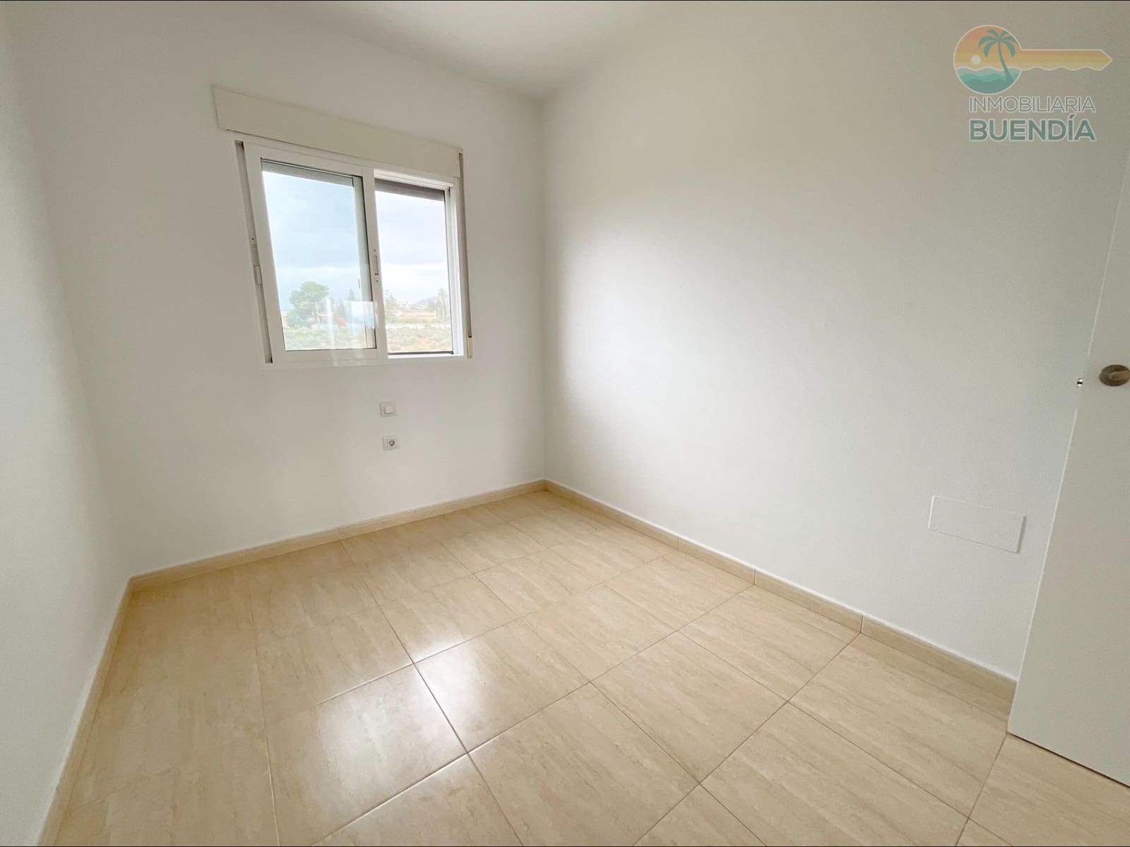2 bedroom Penthouse for sale in Alamillo with pool garage - € 219,500 (Ref: 9818306)