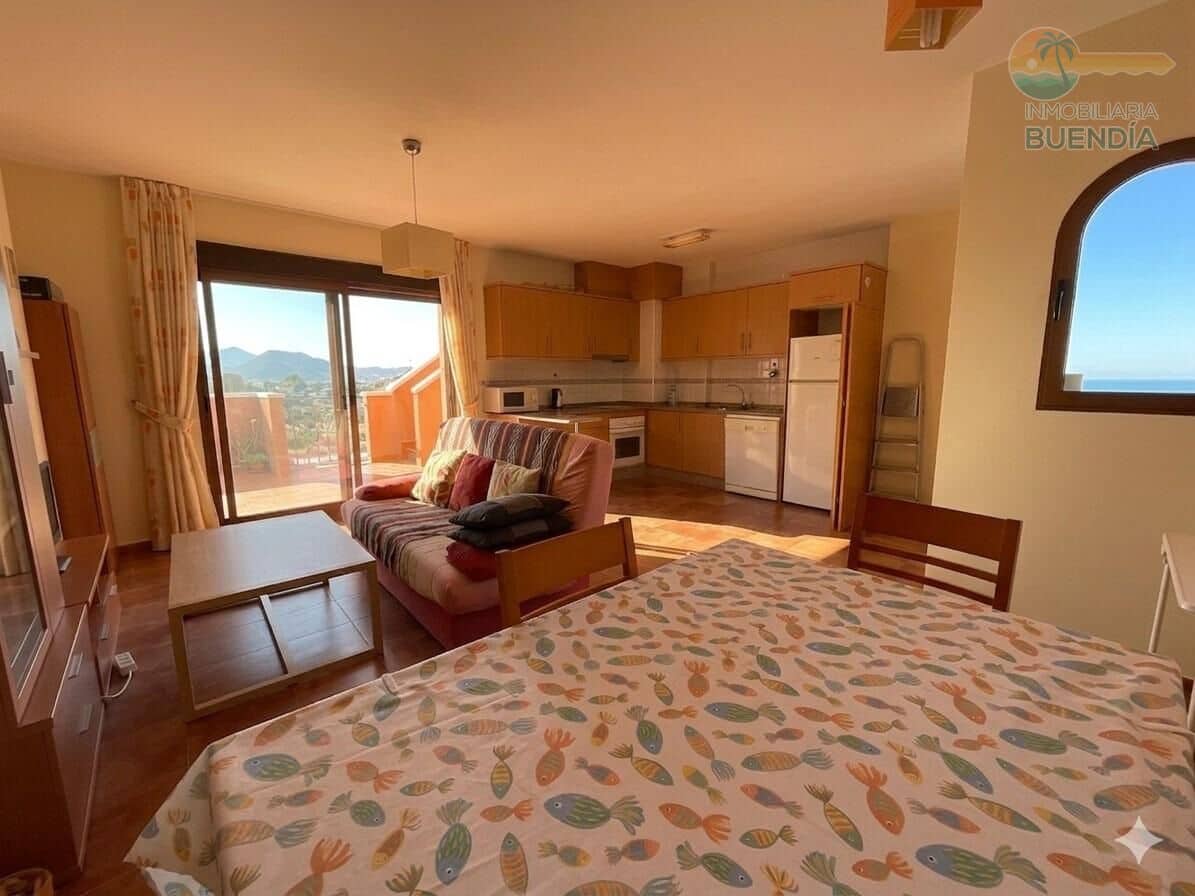 2 makuuhuone Kattohuoneisto myytävänä paikassa Isla Plana mukana uima-altaan - 199 000 € (Ref: 9818307)