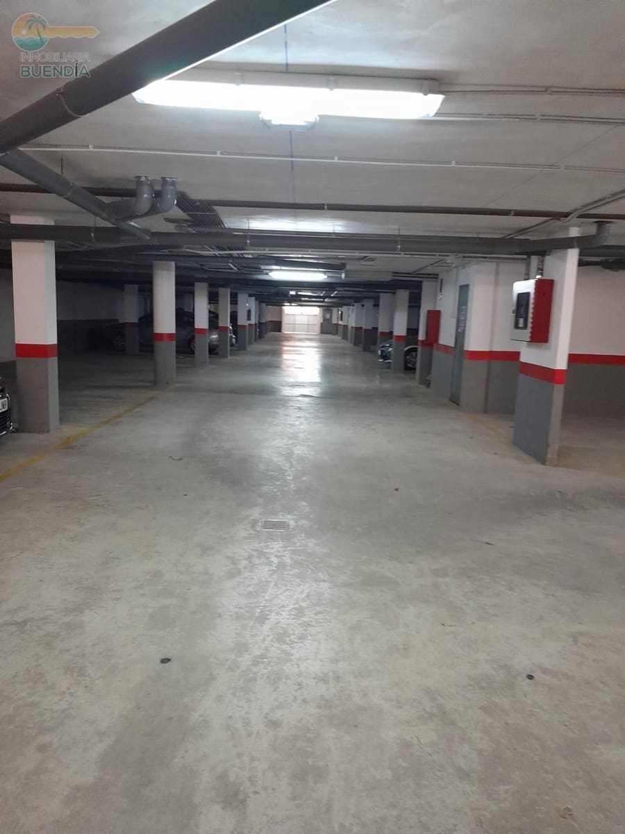 Garage for sale in Puerto de Mazarron - € 20,000 (Ref: 9823000)