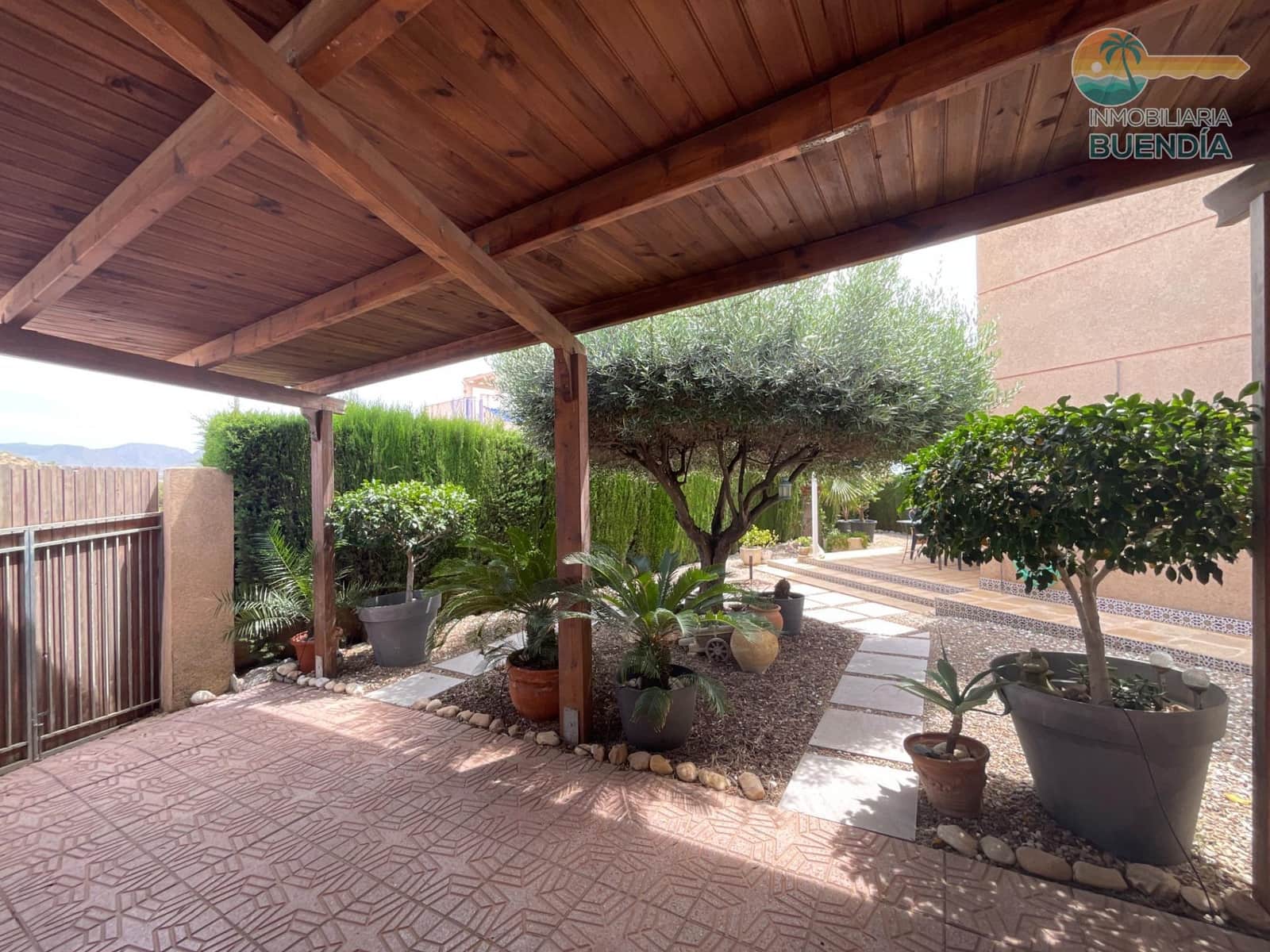 Apartamento de 2 habitaciones en Alamillo en venta con piscina - 172.900 € (Ref: 9829262)