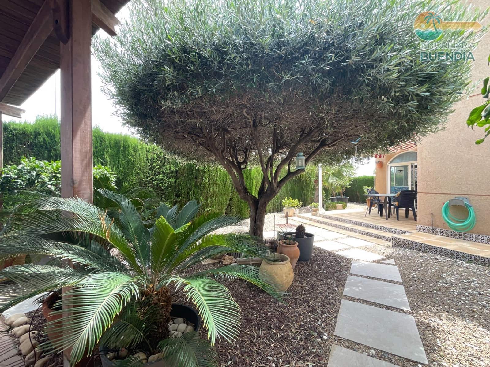 Apartamento de 2 habitaciones en Alamillo en venta con piscina - 172.900 € (Ref: 9829262)