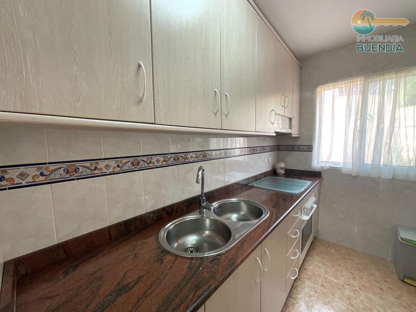 Apartamento de 2 habitaciones en Alamillo en venta con piscina - 172.900 € (Ref: 9829262)