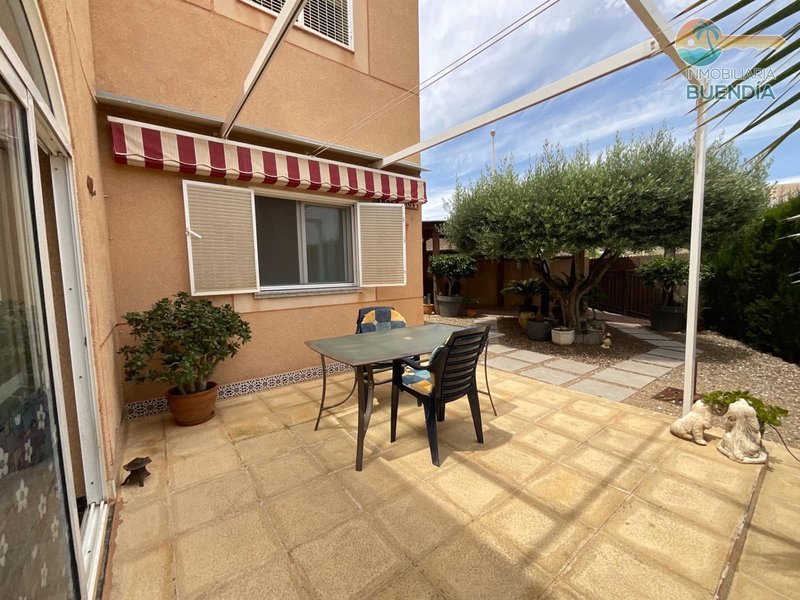 Apartamento de 2 habitaciones en Alamillo en venta con piscina - 172.900 € (Ref: 9829262)