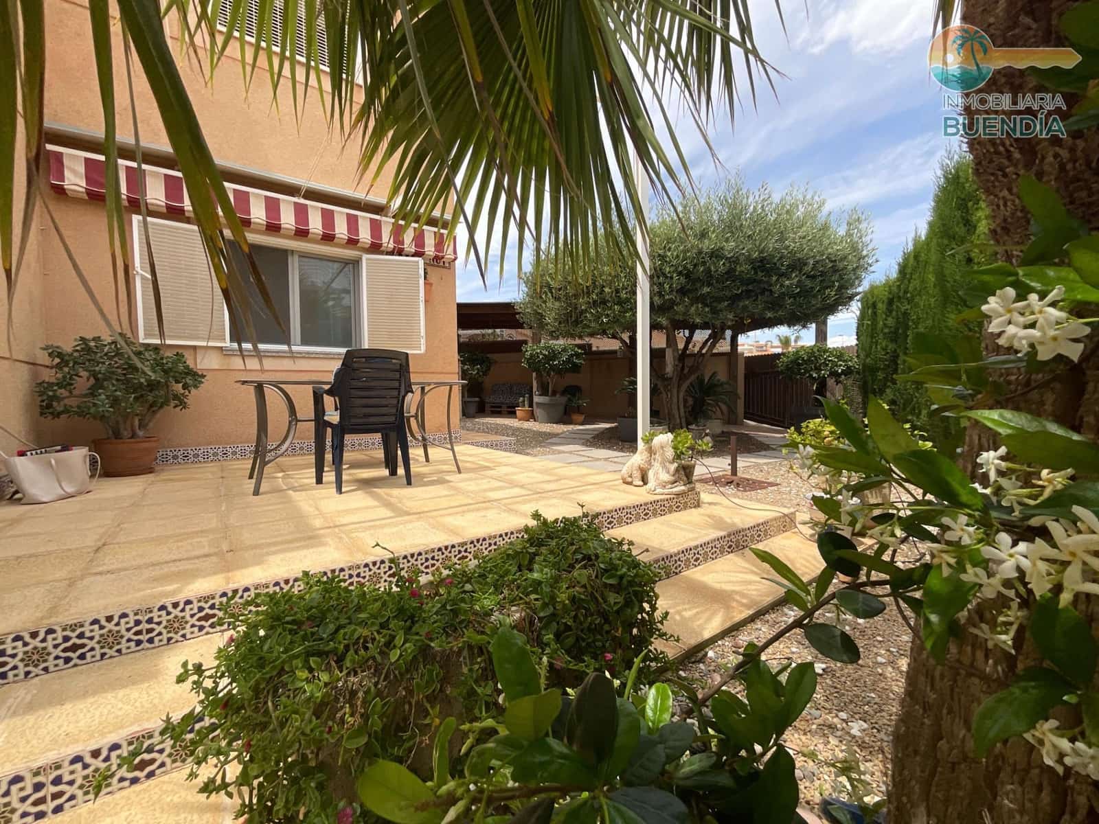 Apartamento de 2 habitaciones en Alamillo en venta con piscina - 172.900 € (Ref: 9829262)