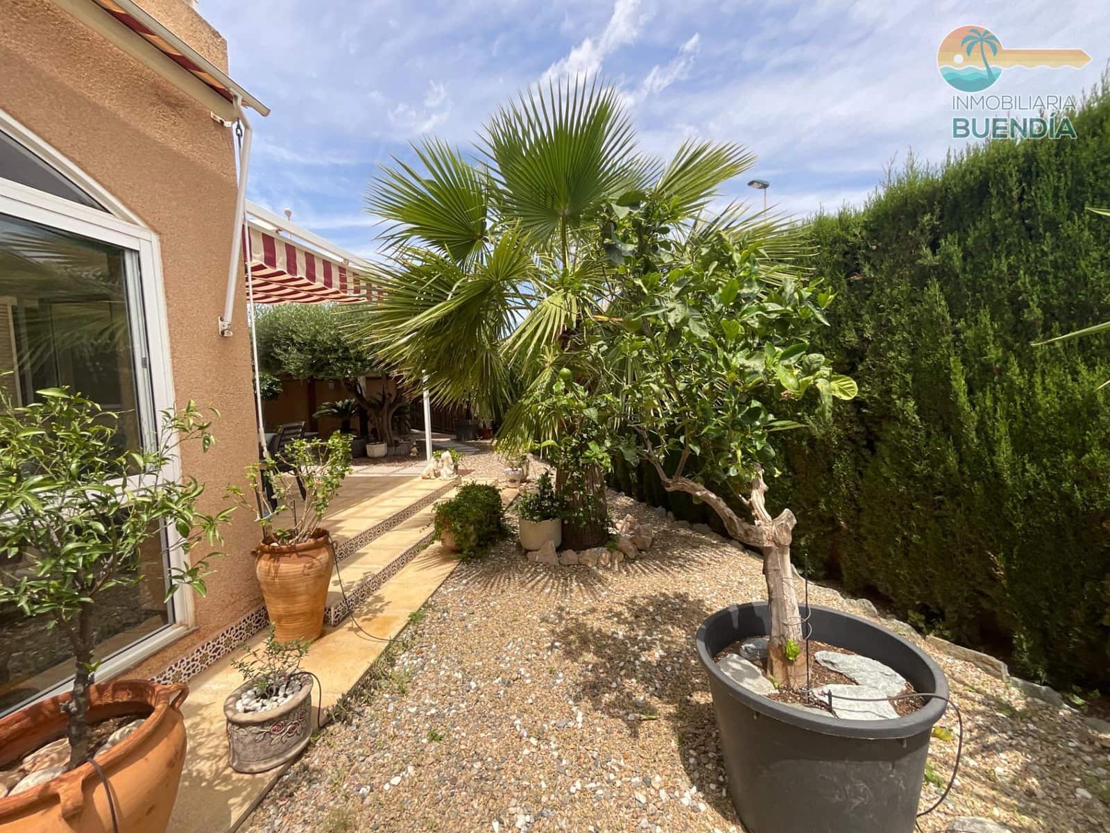 Apartamento de 2 habitaciones en Alamillo en venta con piscina - 172.900 € (Ref: 9829262)