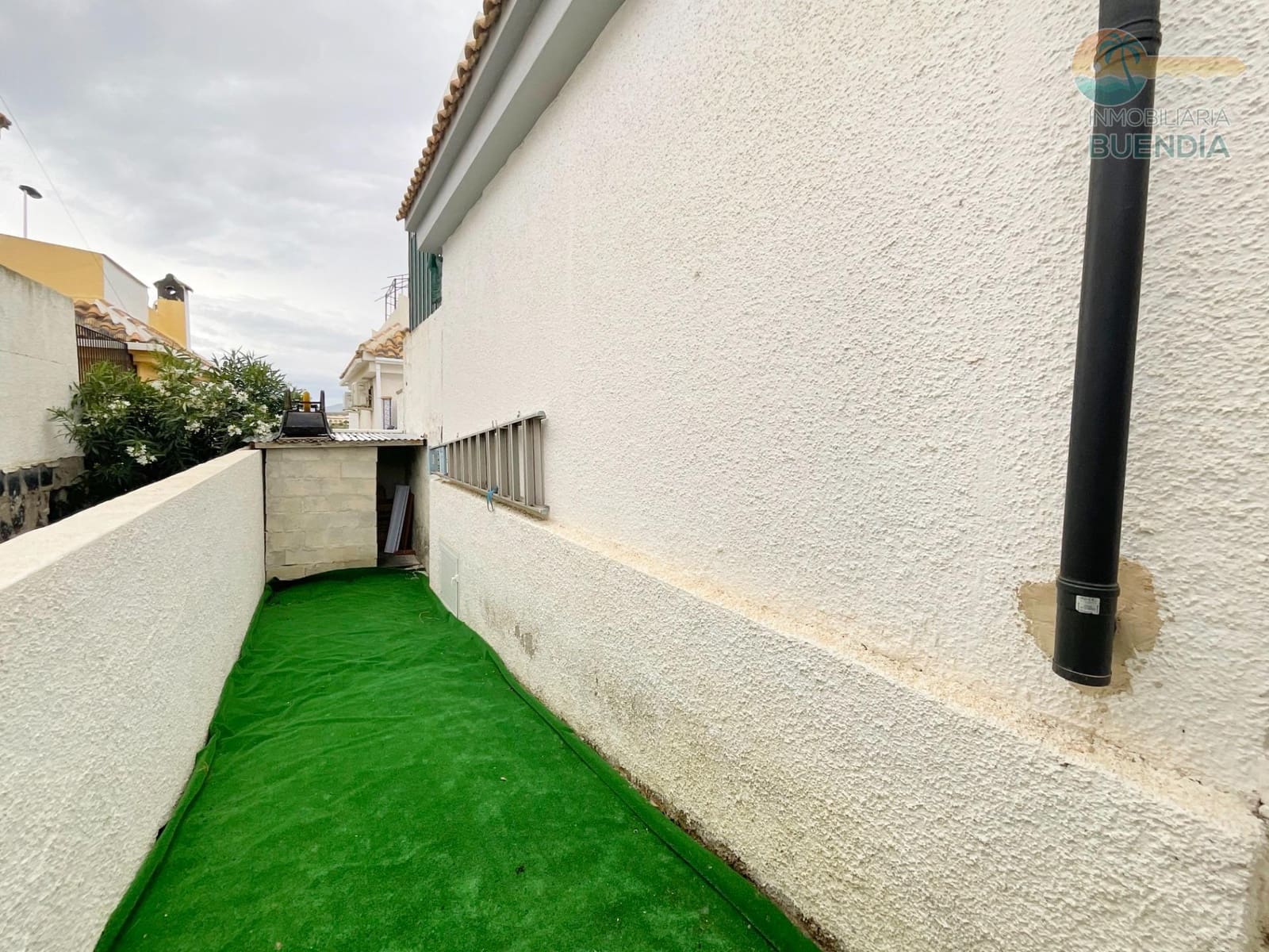 2 bedroom Bungalow for sale in Camposol - € 99,900 (Ref: 9829265)