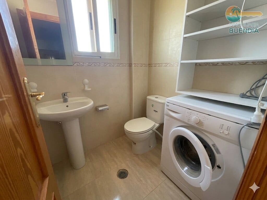 2 bedroom Apartment for sale in Puerto de Mazarron with pool garage - € 141,750 (Ref: 9839333)