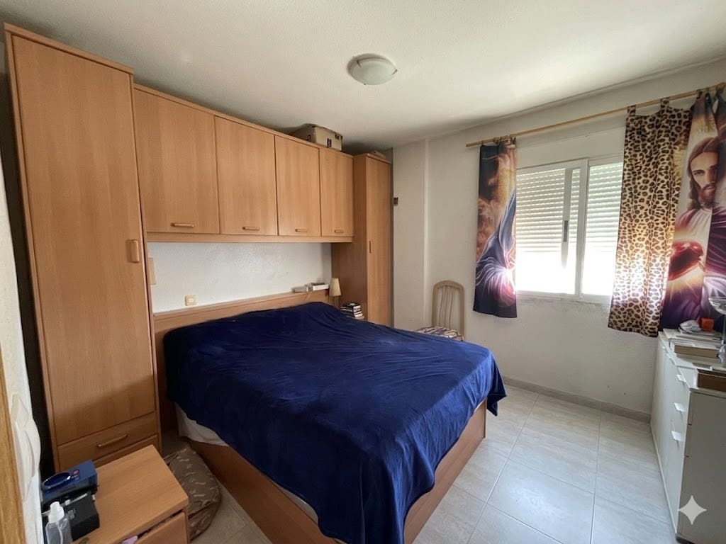 2 bedroom Apartment for sale in Puerto de Mazarron with pool garage - € 141,750 (Ref: 9839333)