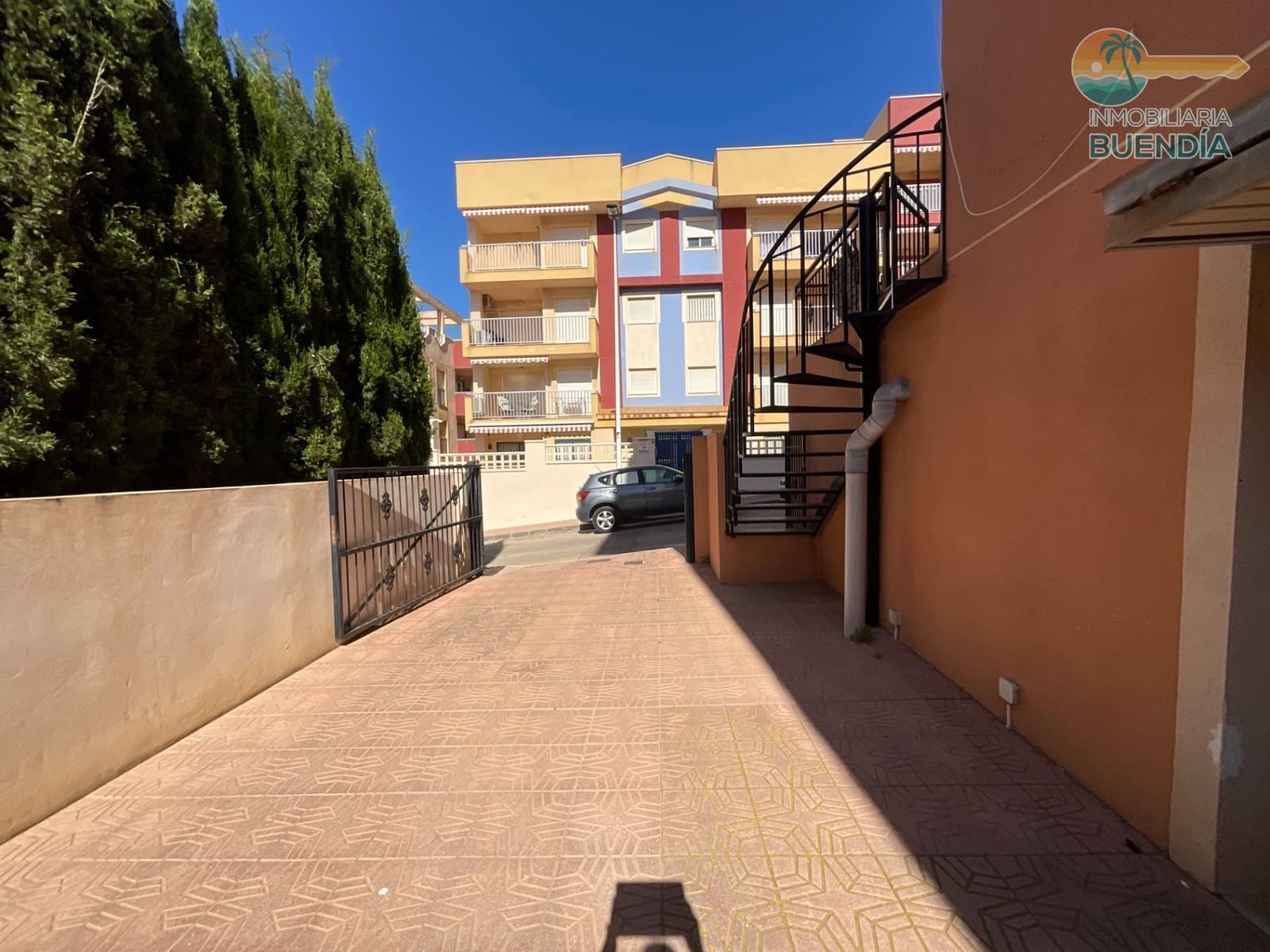 2 bedroom Apartment for sale in Puerto de Mazarron with pool garage - € 141,750 (Ref: 9839333)