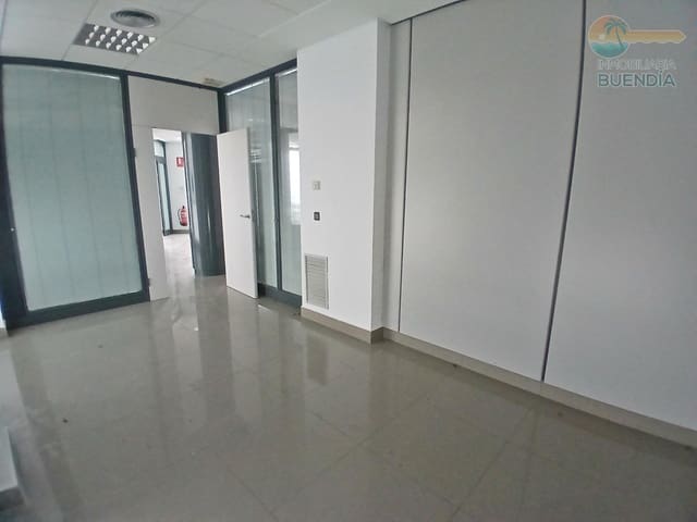 Erhverv til salg i Puerto de Mazarron, Mazarrón - € 270.000 (Ref: 9843474)