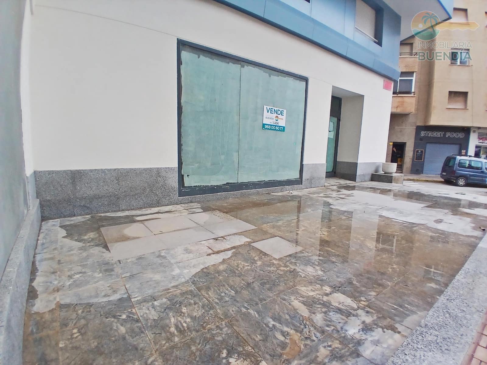 Commercial for sale in Puerto de Mazarron - € 270,000 (Ref: 9843474)