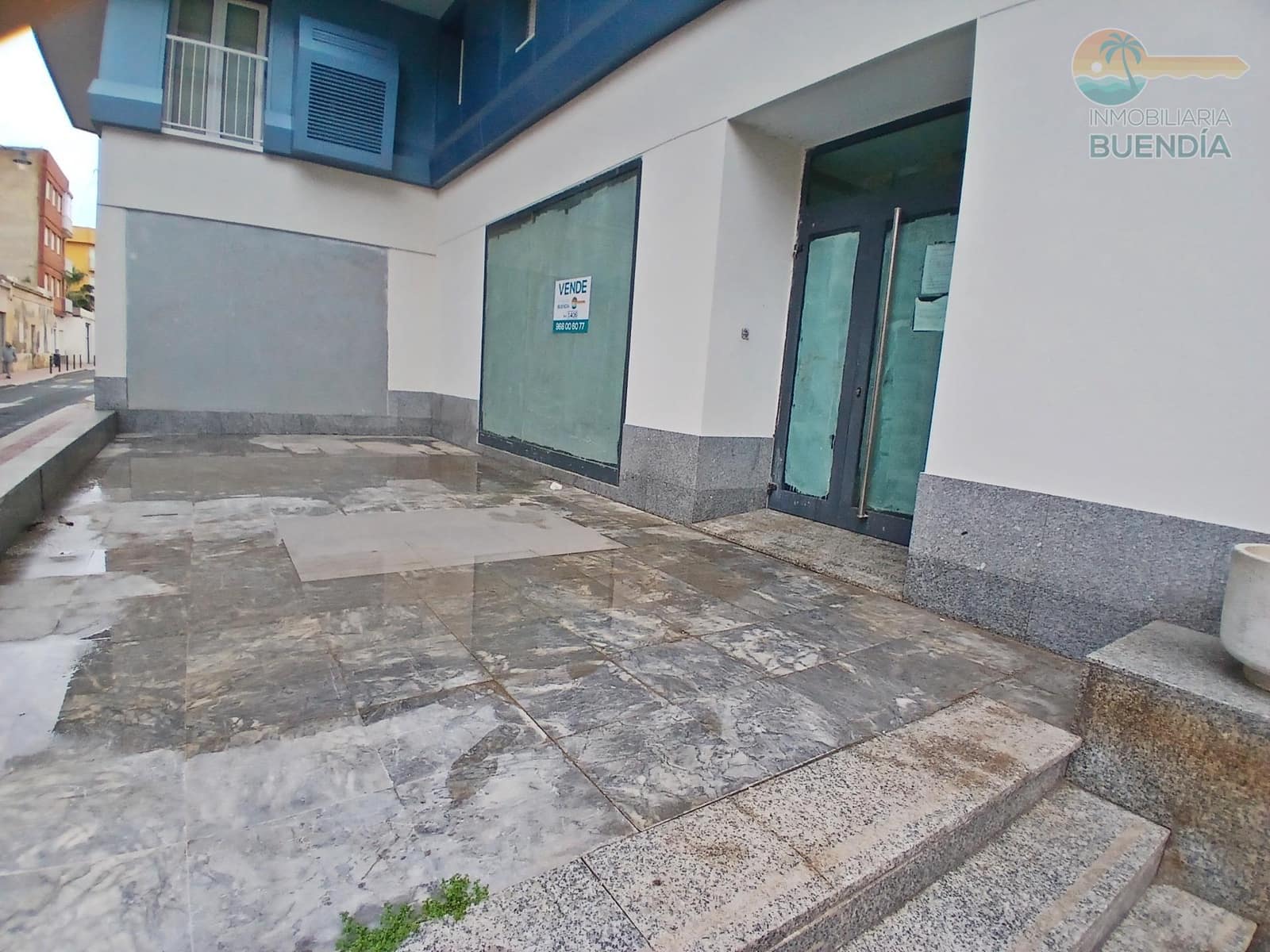 Commercial for sale in Puerto de Mazarron - € 270,000 (Ref: 9843474)