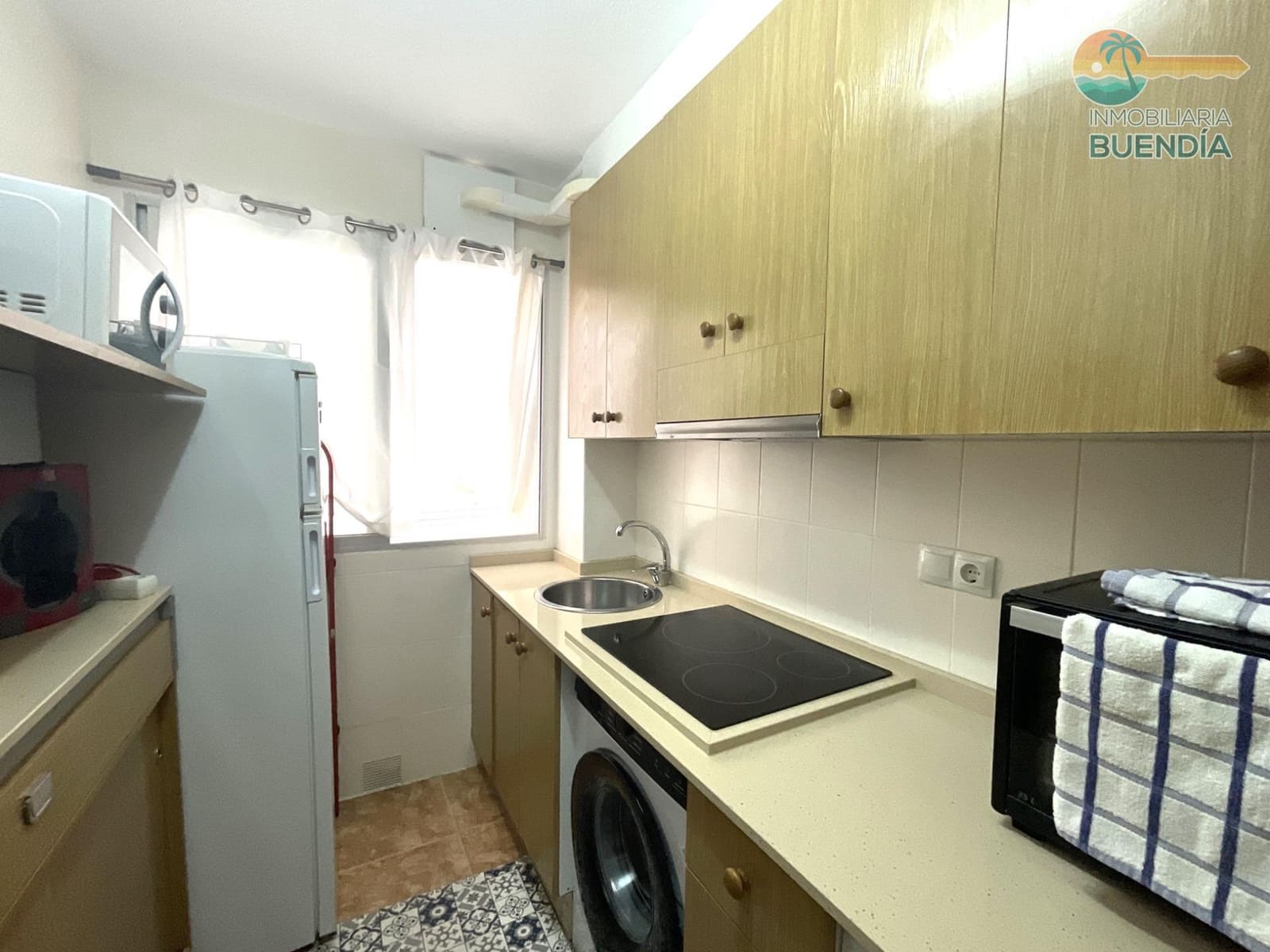 2 bedroom Apartment for sale in Puerto de Mazarron - € 164,000 (Ref: 9849473)