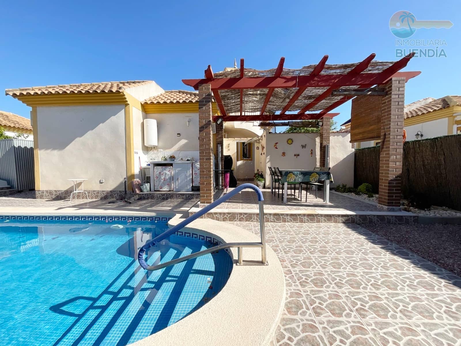 3 bedroom Villa for sale in Mazarron with pool - € 235,000 (Ref: 9857648)