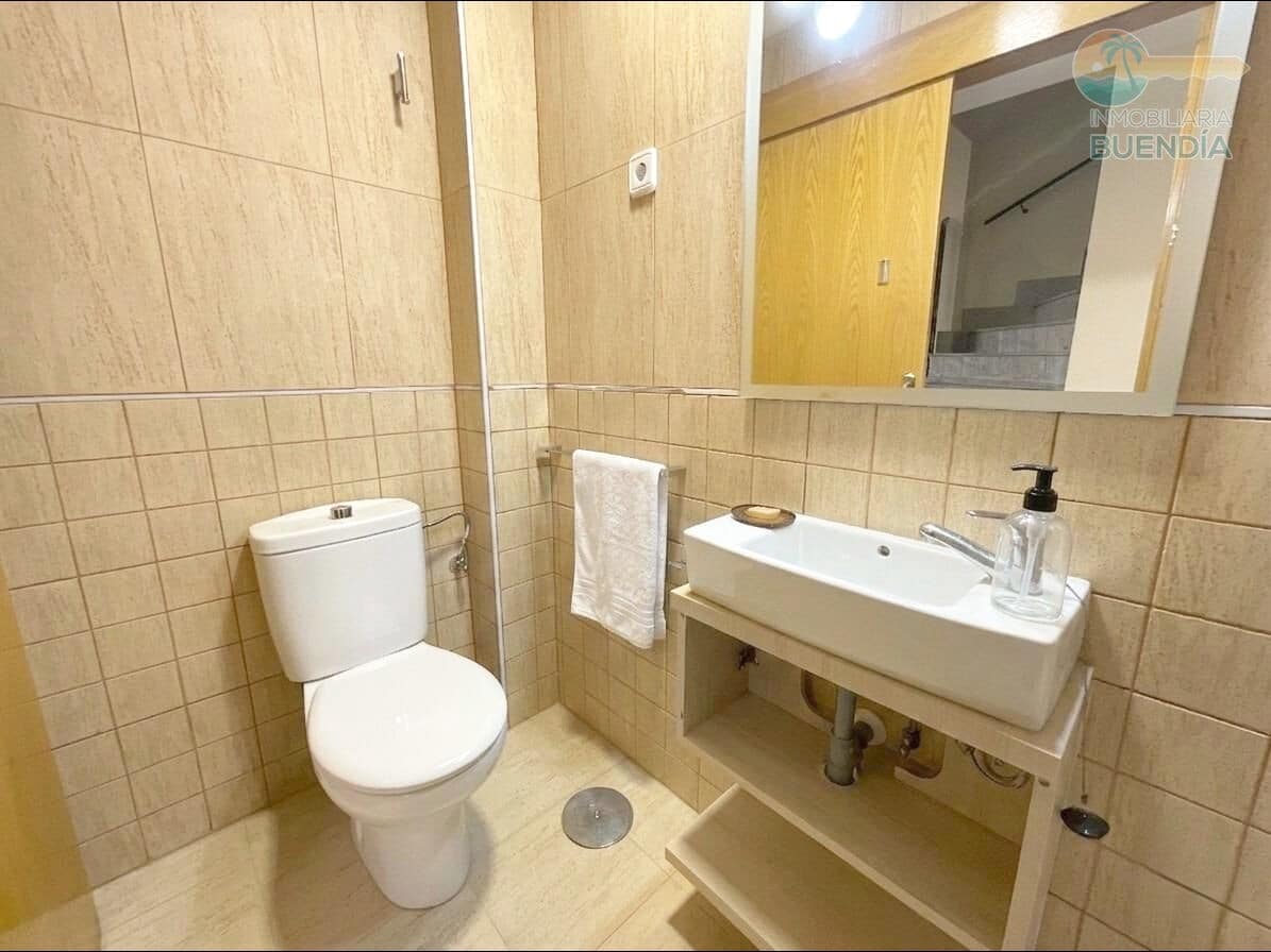 5 bedroom Apartment for sale in Puerto de Mazarron - € 230,000 (Ref: 9873606)