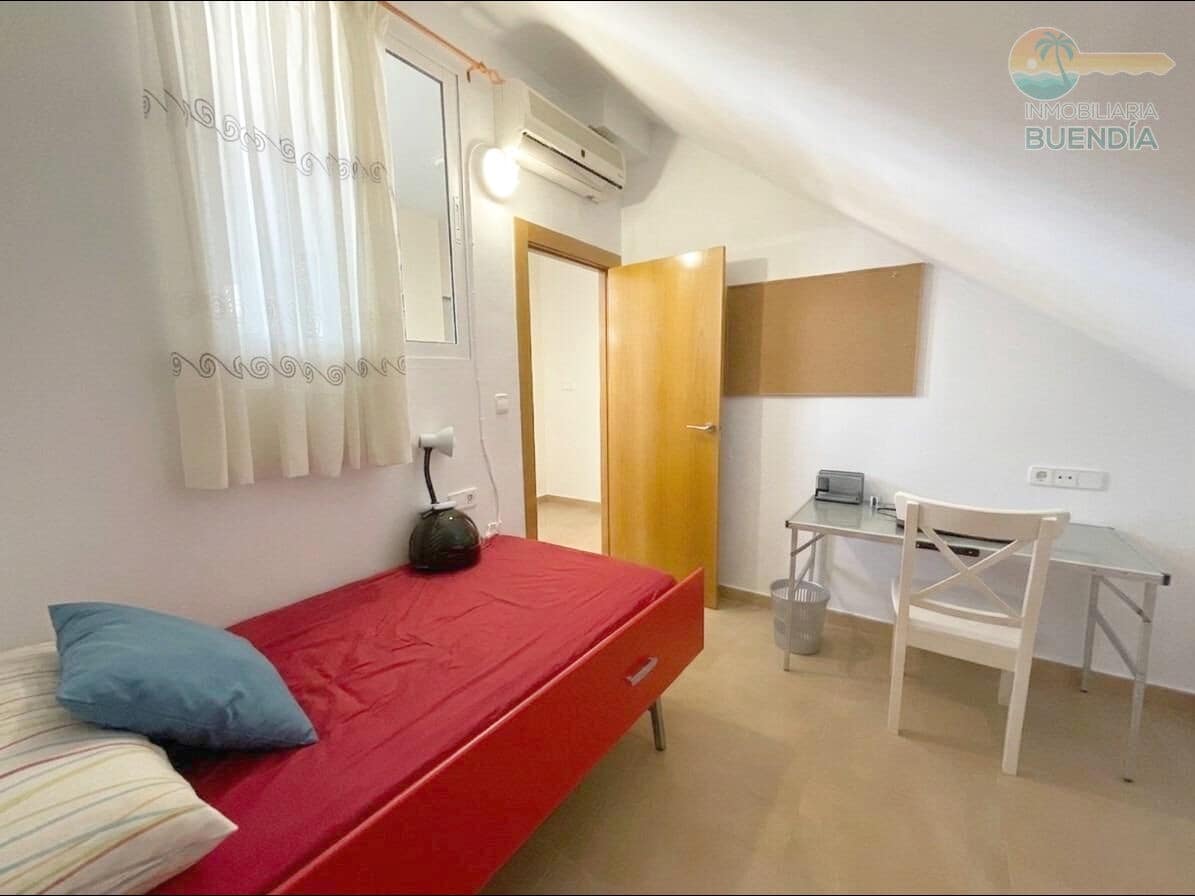 5 bedroom Apartment for sale in Puerto de Mazarron - € 230,000 (Ref: 9873606)